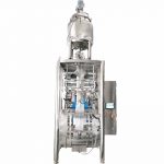 Mașină de etanșare automată pentru formarea sacilor verticale pentru pastă